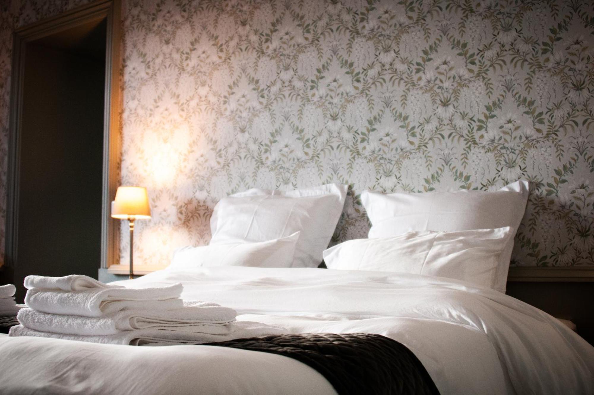 Domaine De La Briouse Bed & Breakfast Sanxay ภายนอก รูปภาพ